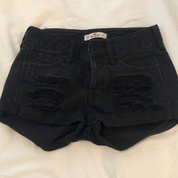 Hollister Black Low Rise Distressed Shorts - Picture 2 of 7